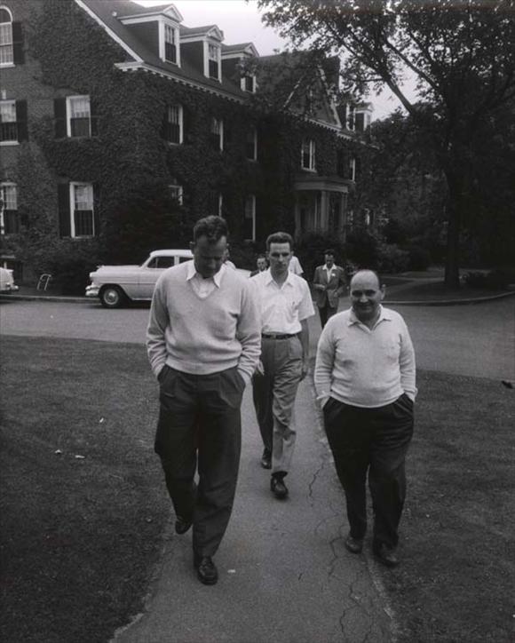 Candid photo of GRC attendees, mid-1950s